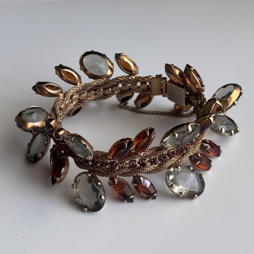 Vintage Bracelet Gold Tone Rhinestone Twisted Rope Cup Chain Fits 7.75"